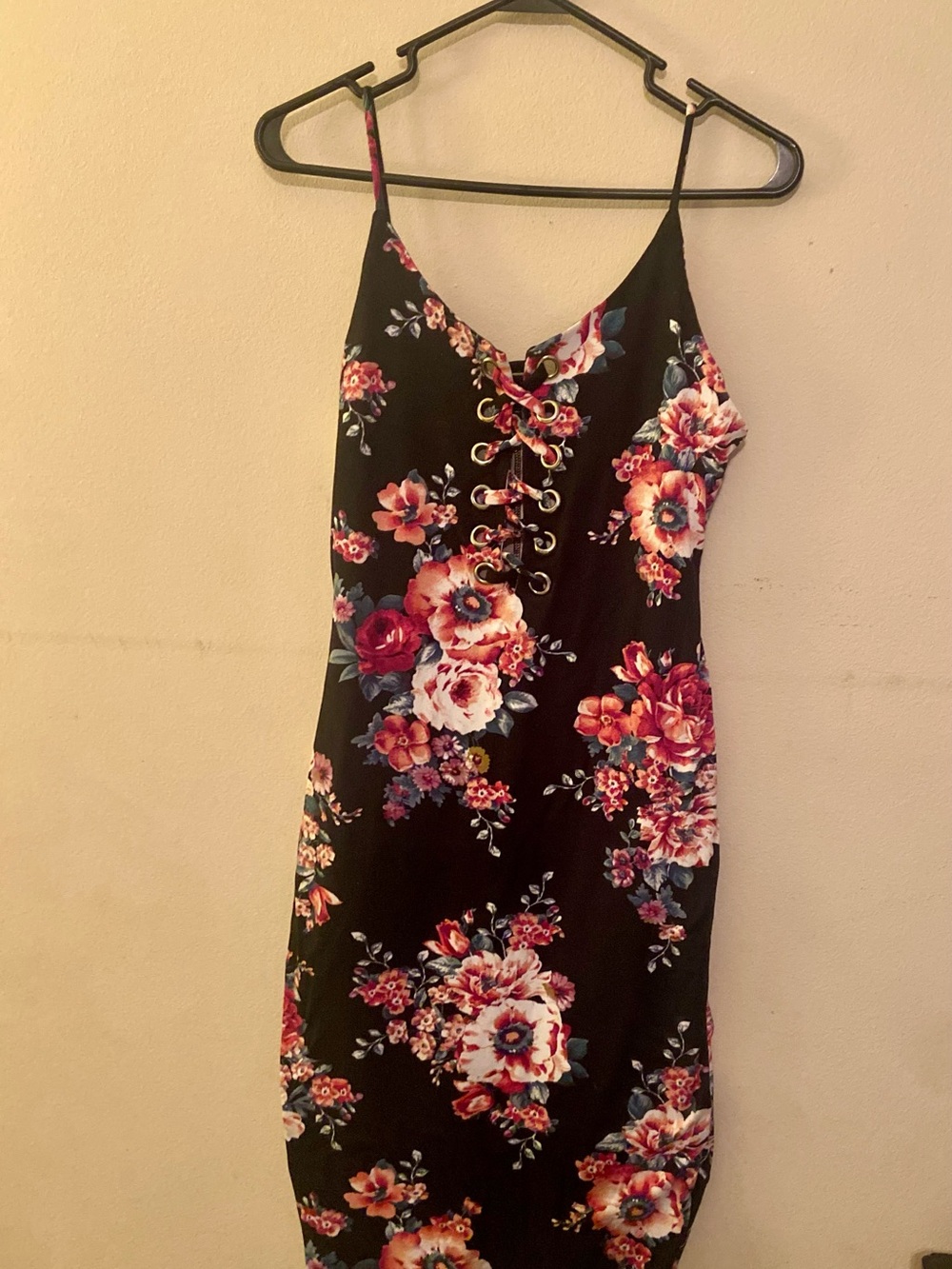 iris Black Floral Lace-Up Midi Dress